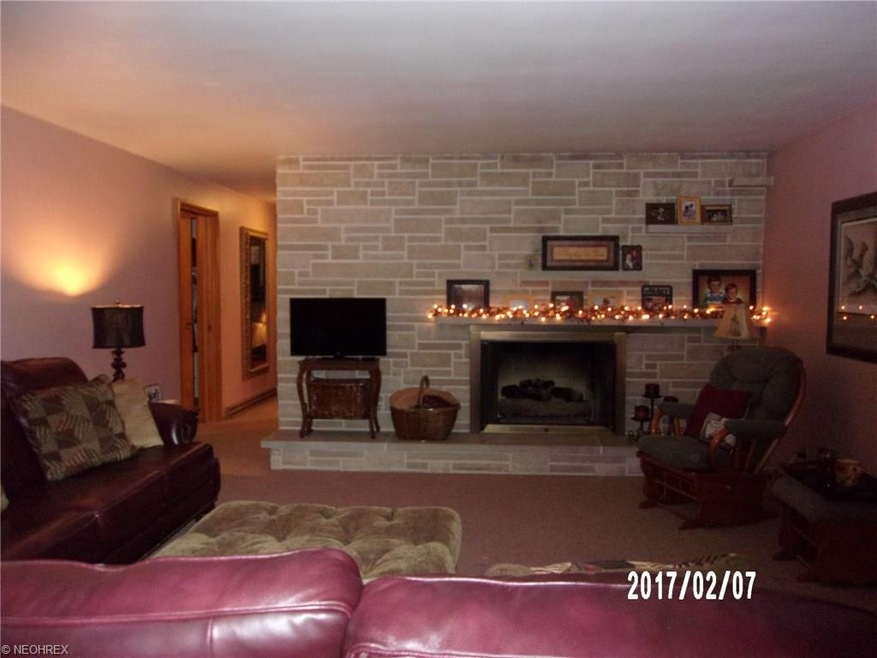 176 Highland Dr, New Concord, OH 43762 - photo 1