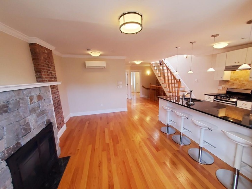 105 E Brookline St unit 4, Boston, MA 02118 - photo 1