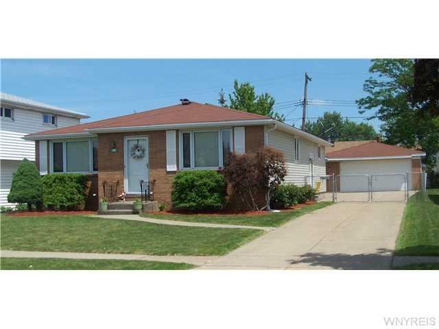 Exterior Front. 3 Bedrooms and 2 Full baths...with