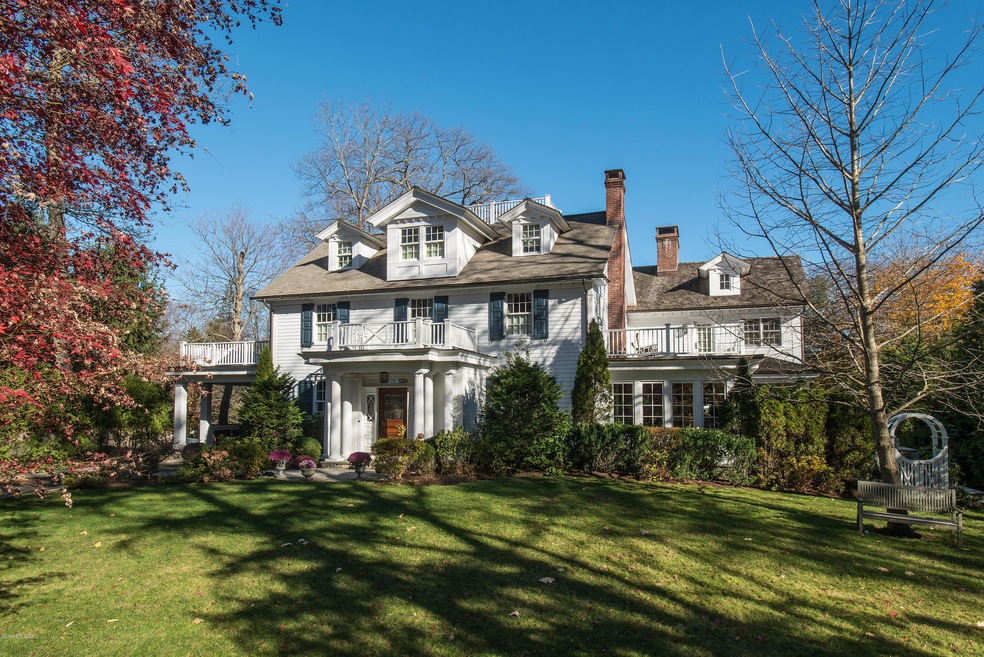 19 Indian Head Rd, Riverside, CT 06878 - photo 1