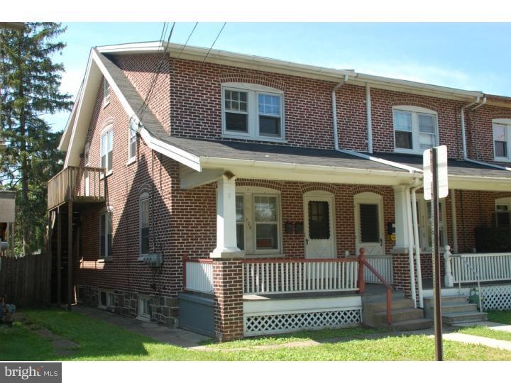 708 W 3rd St, Lansdale, PA 19446 - photo 1