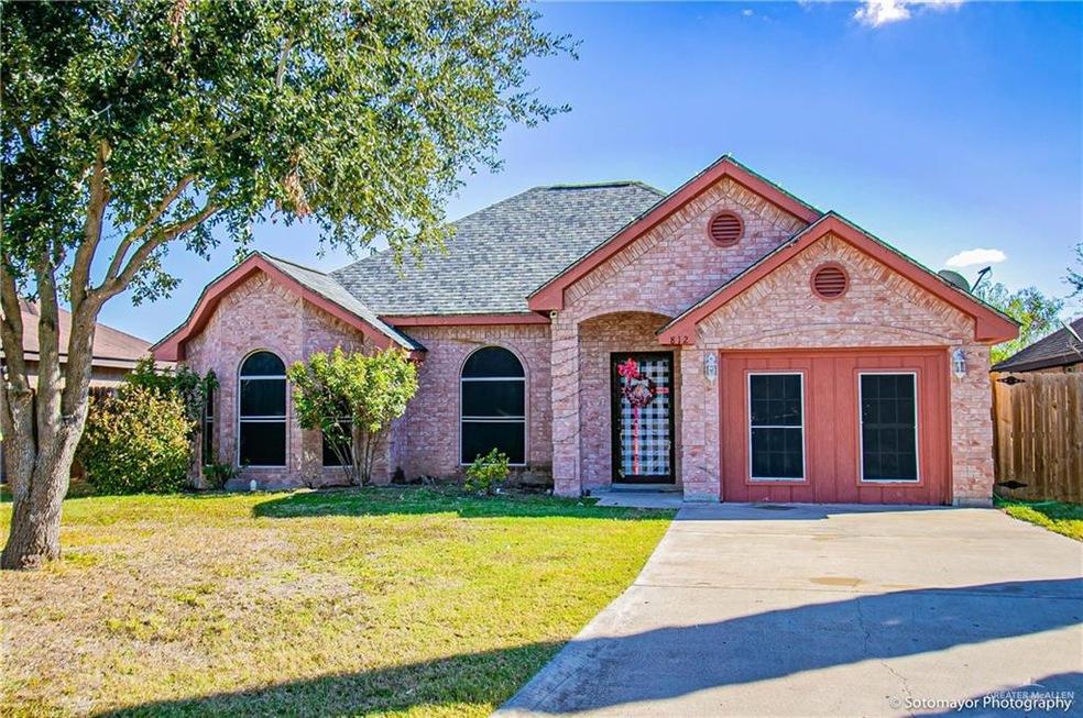 812 N 8th St, Alamo, TX 78516 - photo 1