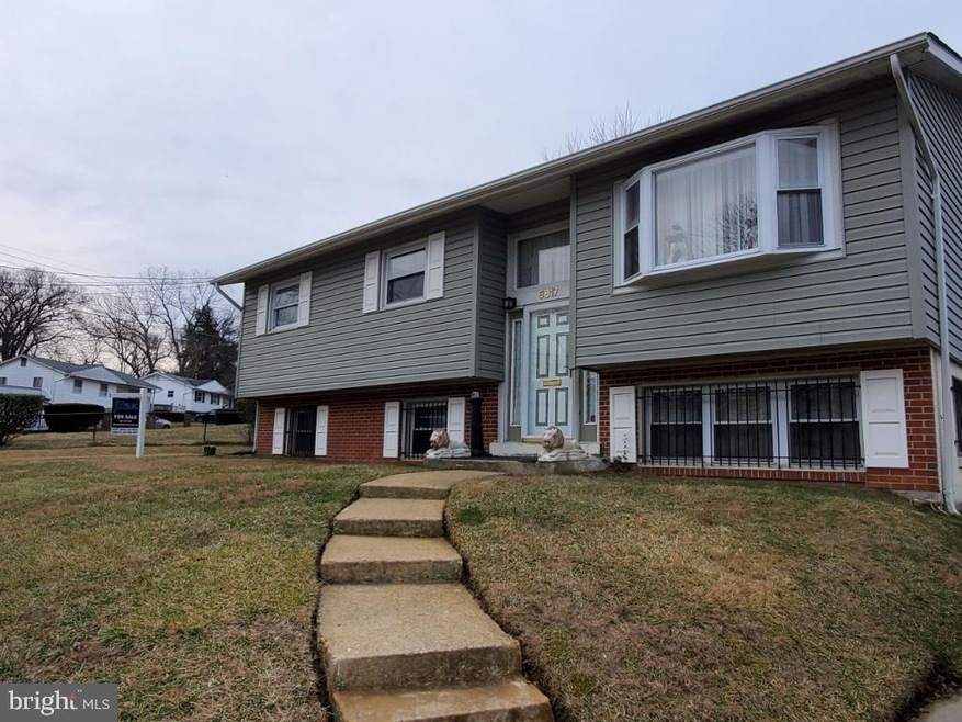 6817 Pepper St, Capitol Heights, MD 20743 - photo 1