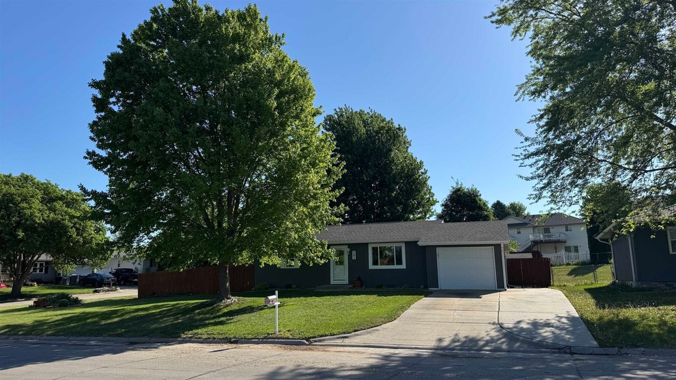 Pending $239,900
