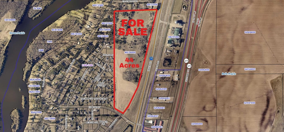 44 acres of potential!