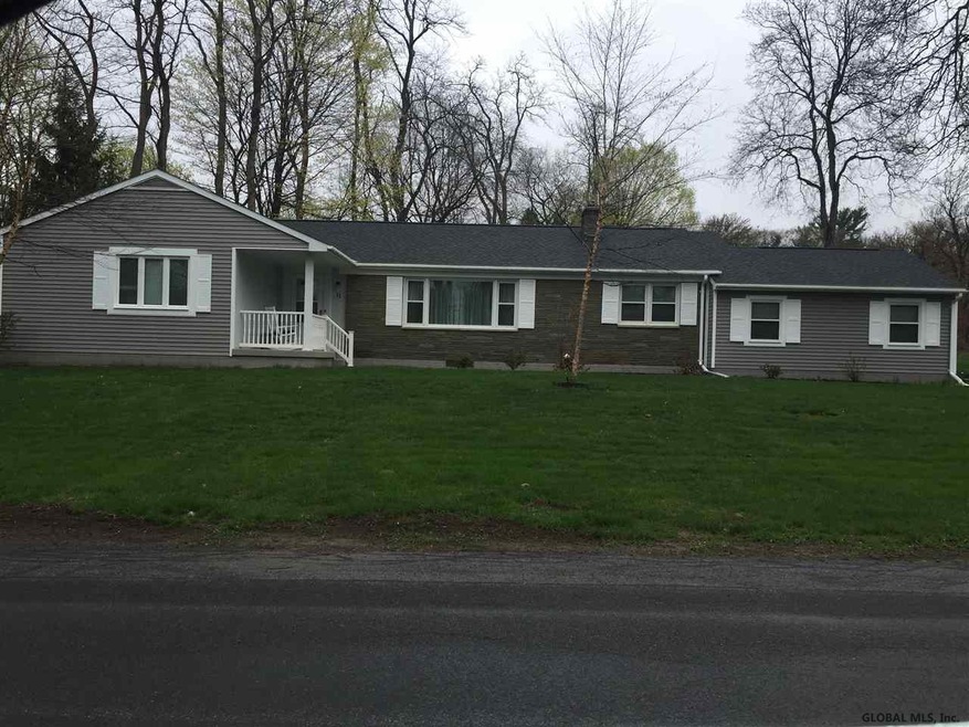 11 Haviland Dr, Schenectady, NY 12302 - photo 1