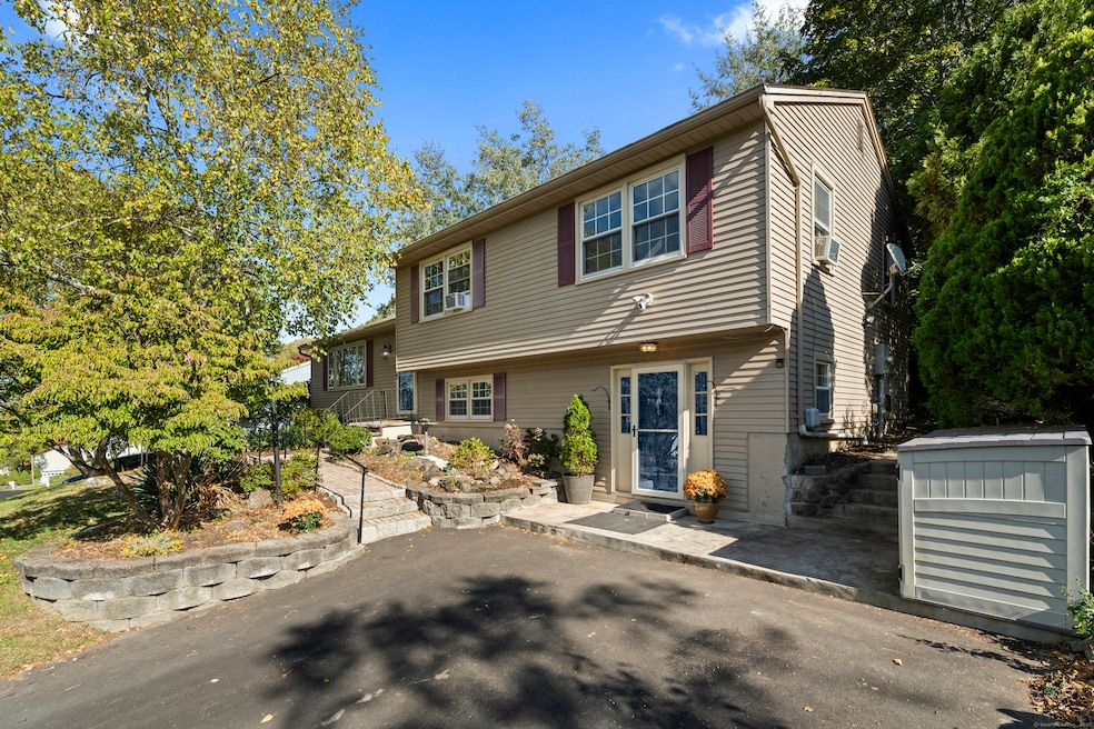 Under Contract $359,900