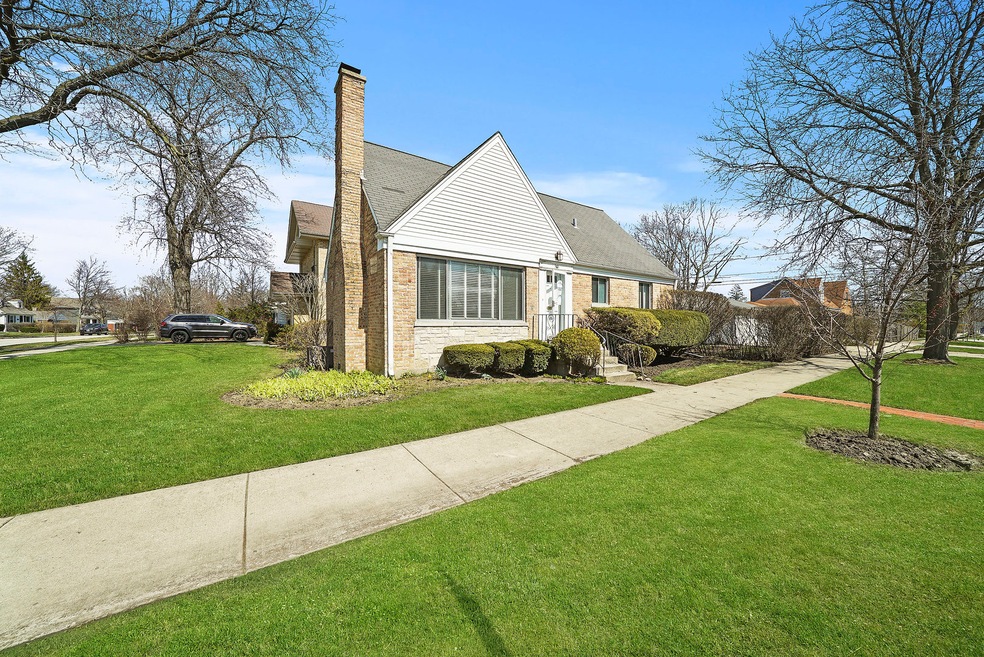 301 Nora Ave, Glenview, IL 60025 - photo 1