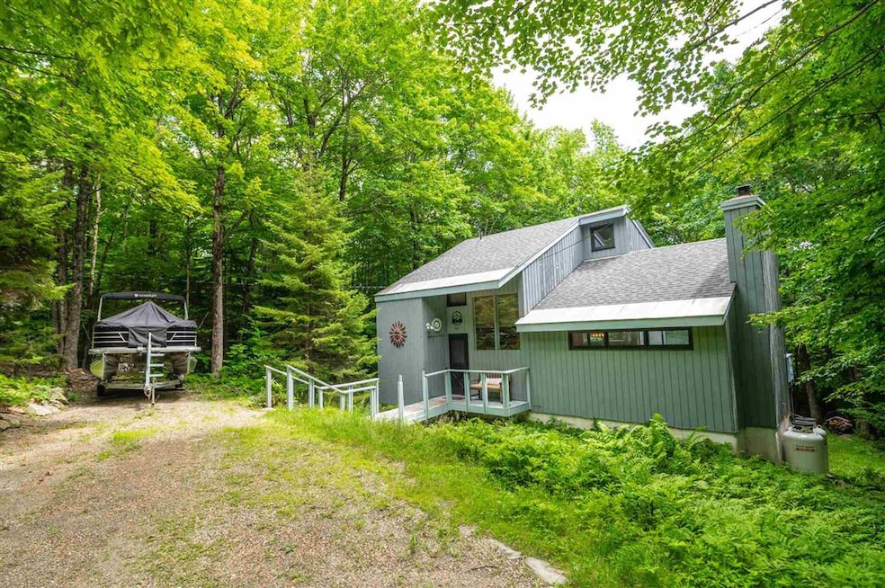 96 Big Bend Loop, Wilmington, VT 05363 - photo 1