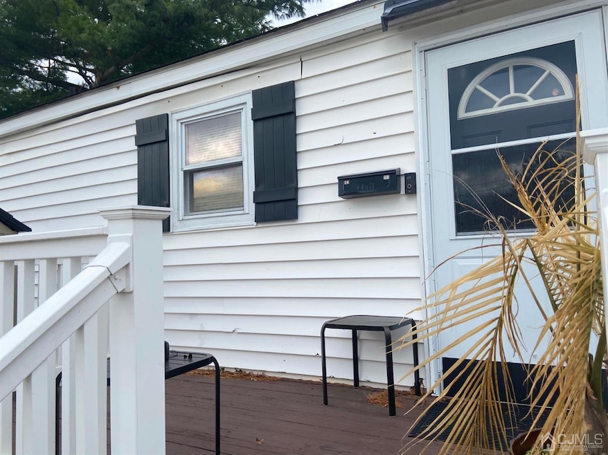 26 Dalbert St unit A-1, Carteret, NJ 07008 - photo 1