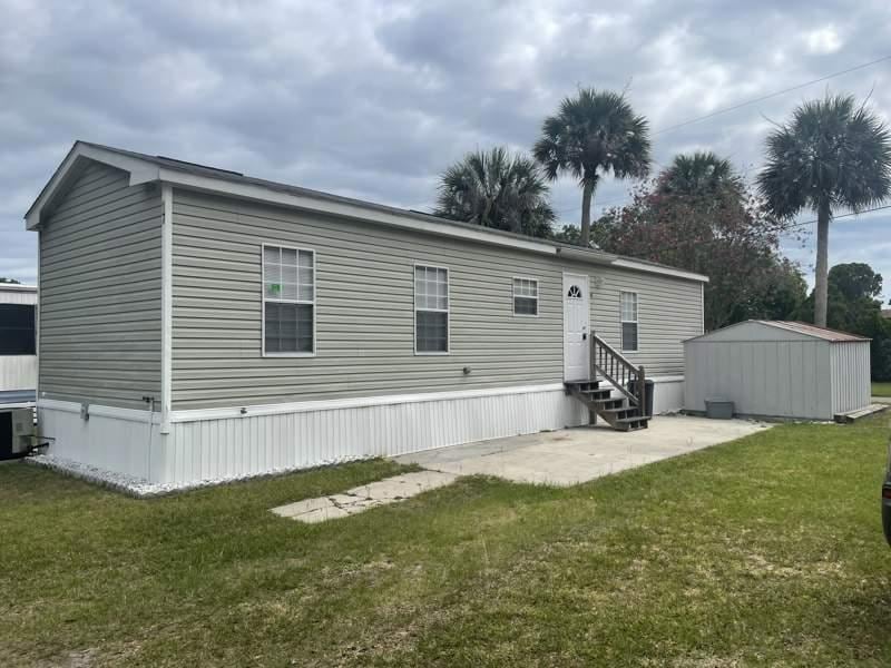 1910 Enterprise Ave unit 17, New Smyrna Beach, FL 32168 - photo 1