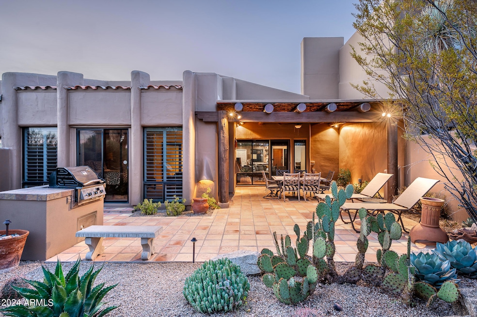 9232 E Whitethorn Cir, Scottsdale, AZ 85266 - photo 1