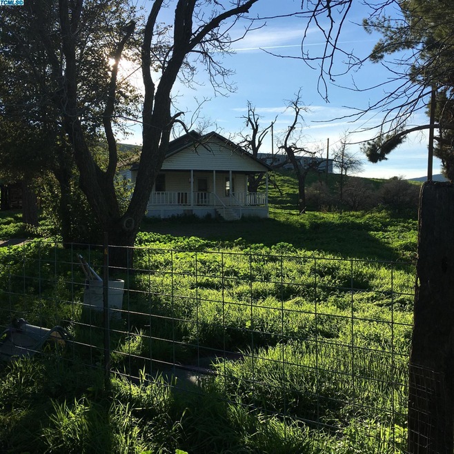 29277 Indian Reservation Rd, Porterville, CA 93257 - photo 1