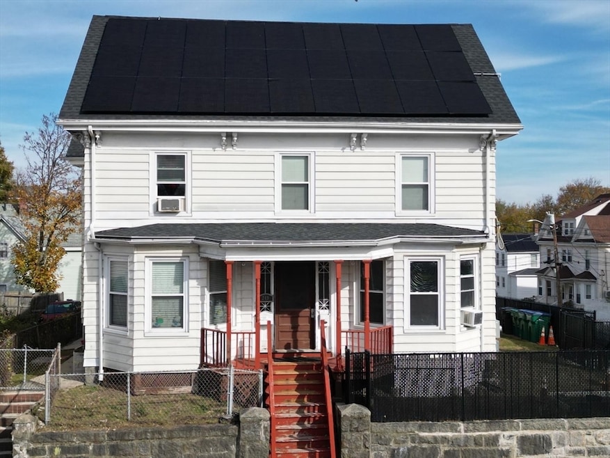 Pending $899,900 • Co-Listing Agent