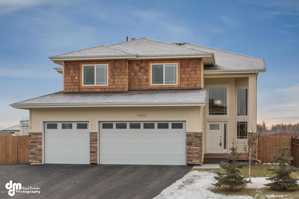 5805 Yukon Charlie Loop-large-010-Exteri