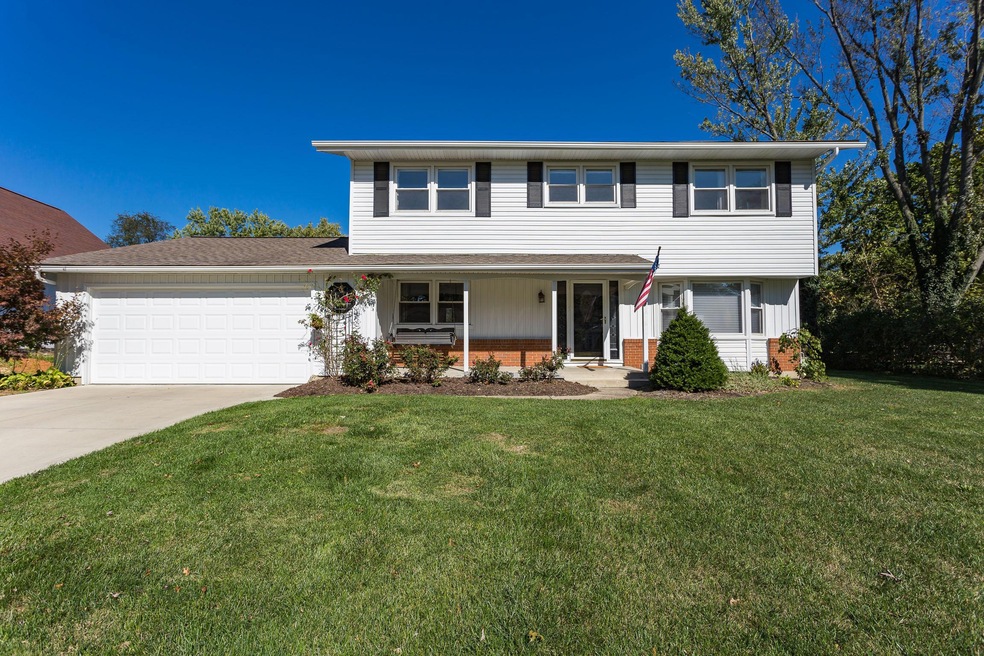 200 Brookhaven Drive North_MLS_01
