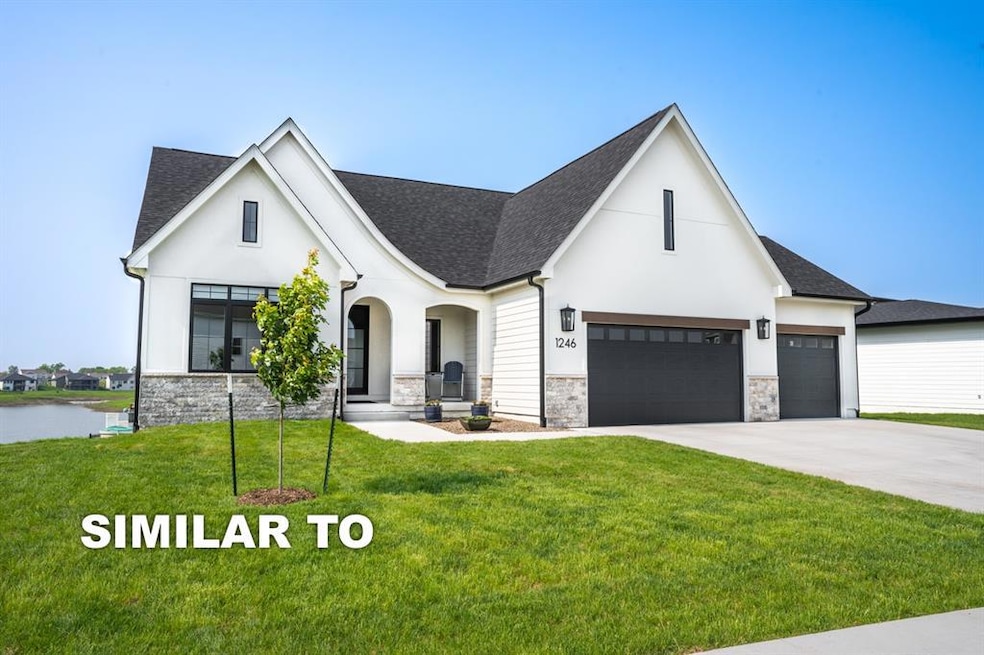 For Sale $695,000 • Co-Listing Agent