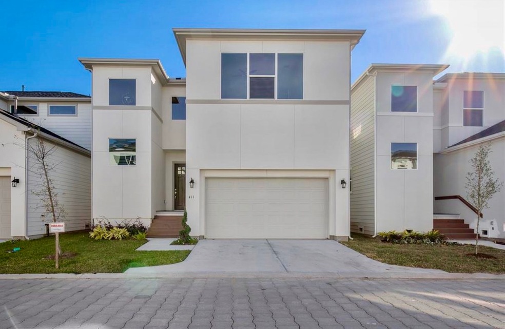 6013 Yale Garden Ln, Houston, TX 77091 - photo 1