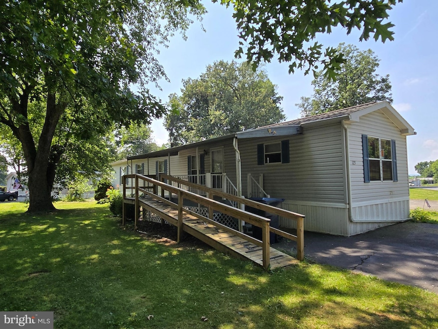 123 Valley Dr, Shippensburg, PA 17257 - photo 1