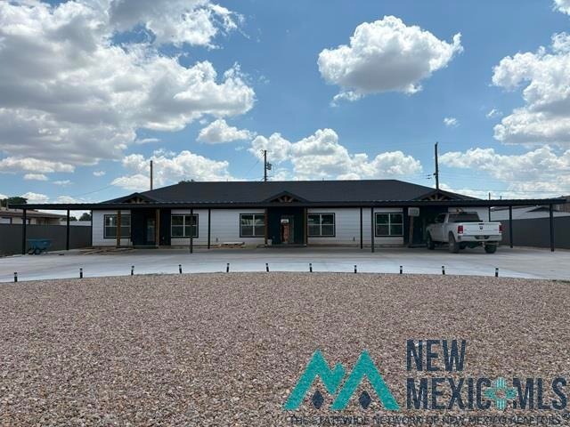 1517 W 18th St, Portales, NM 88130 - photo 1