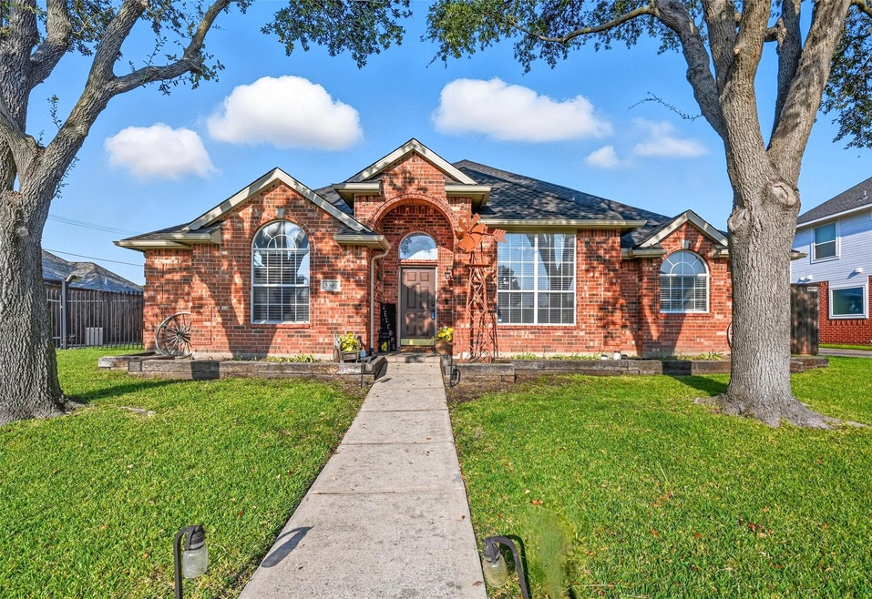 Sold • Co-Listing Agent