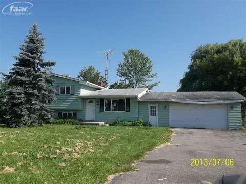 3203 E Wilson Rd, Clio, MI 48420 - photo 1