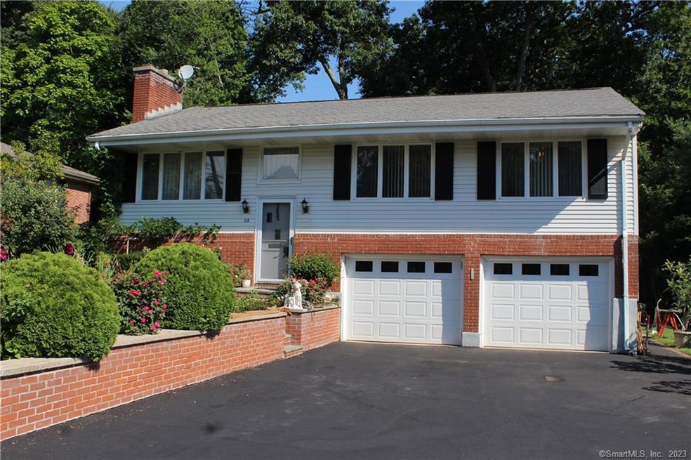 38 Barton St, West Hartford, CT 06110 - photo 1