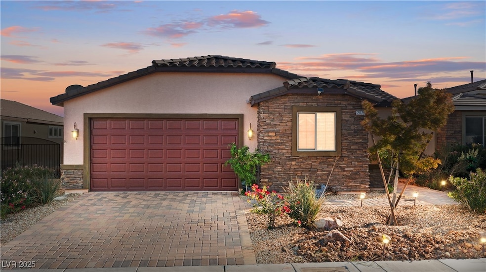 2079 Port Royal Dr, Laughlin, NV 89029 - photo 1