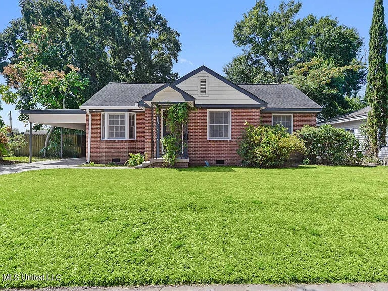 For Rent $1,900/month