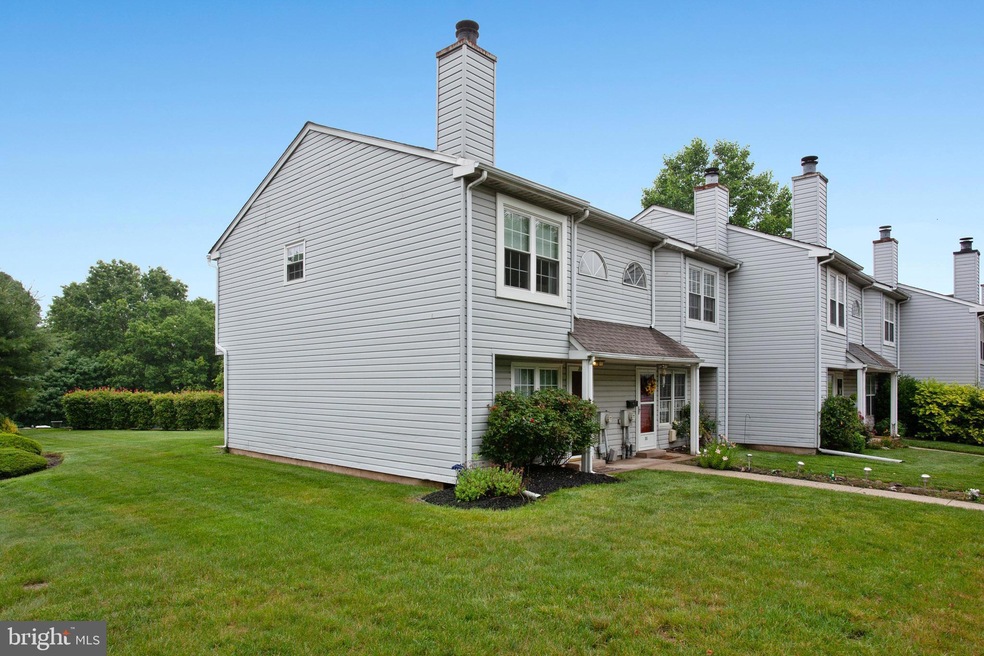 29 Parkview Cir, Southampton, PA 18966 - photo 1