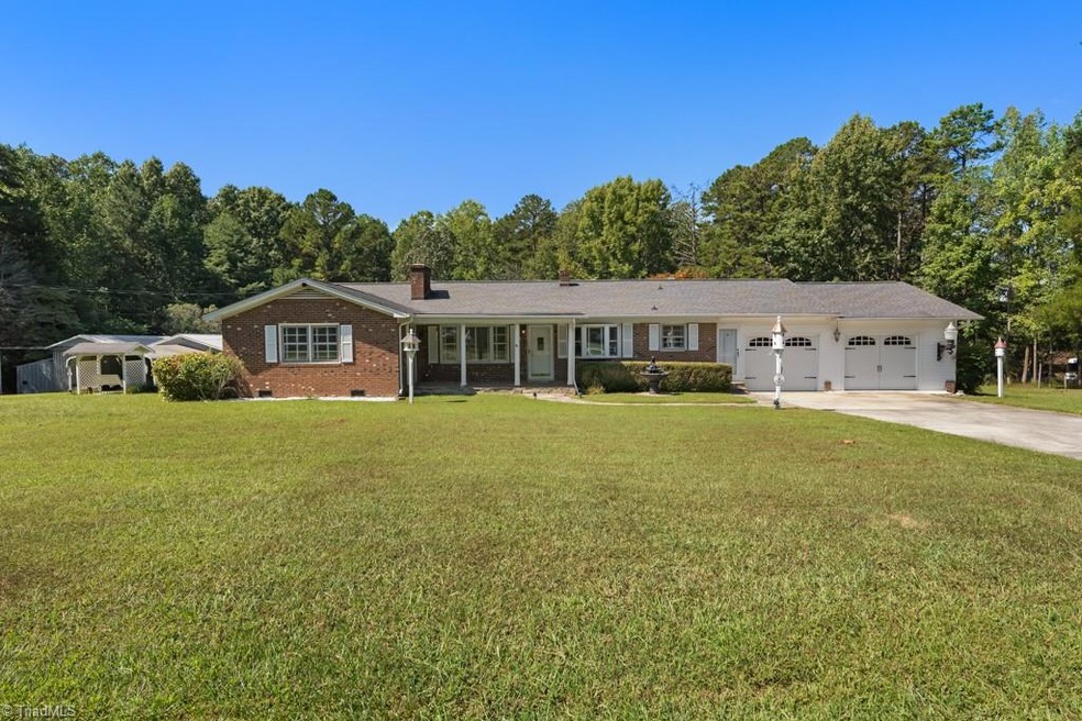 1420 Briles Dr, Asheboro, NC 27205 - photo 1