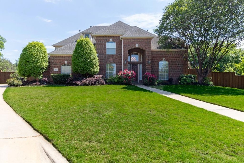 404 Wellington Ct, Southlake, TX 76092 - photo 1