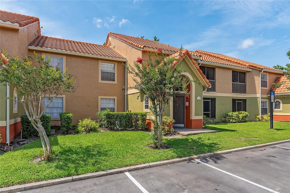437 Fountainhead Cir unit 283, Kissimmee, FL 34741 - photo 1