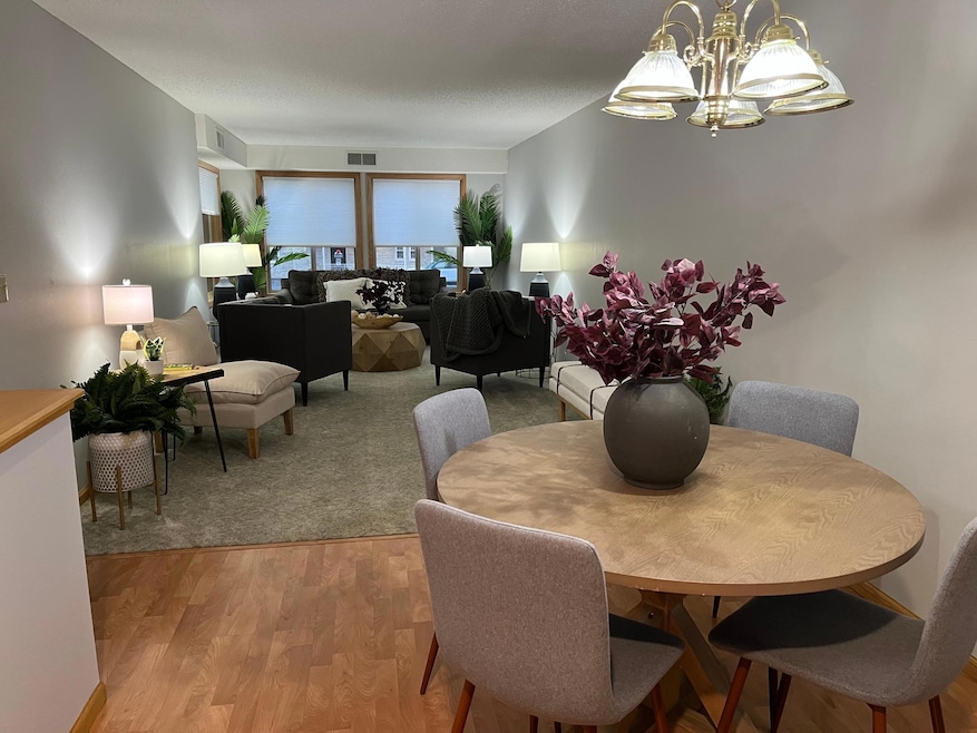 For Sale $165,000 • Co-Listing Agent