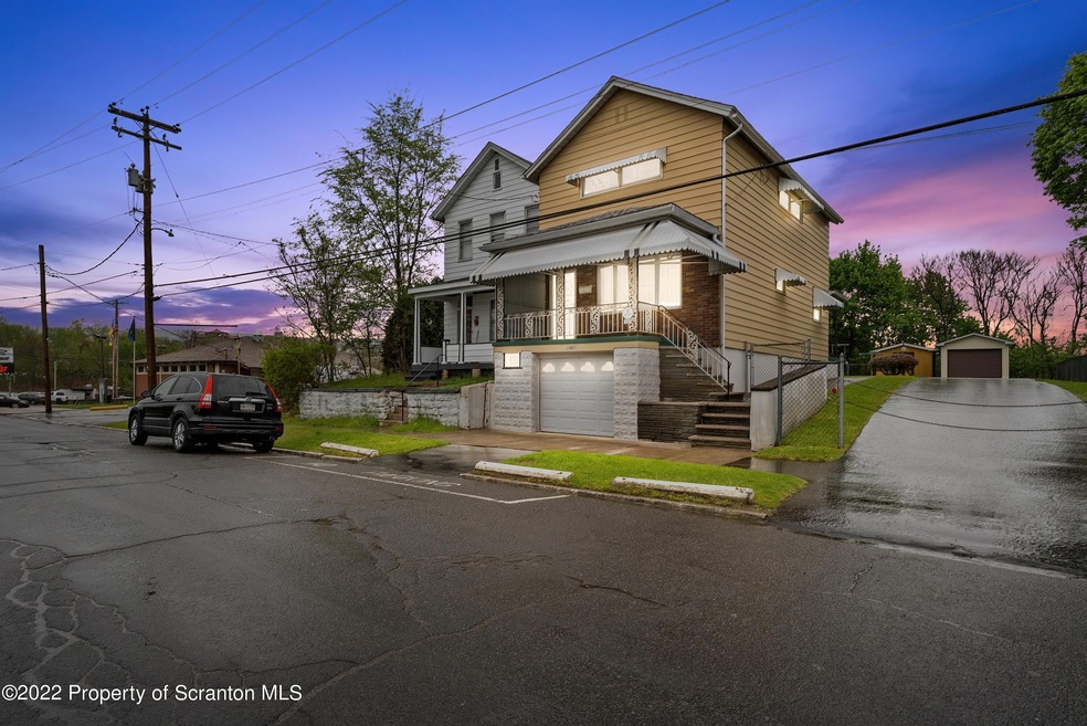 548 1/2 Emmett St, Scranton, PA 18505 - photo 1