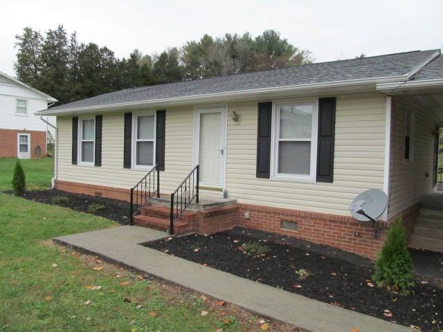 3268 Read Mountain Road