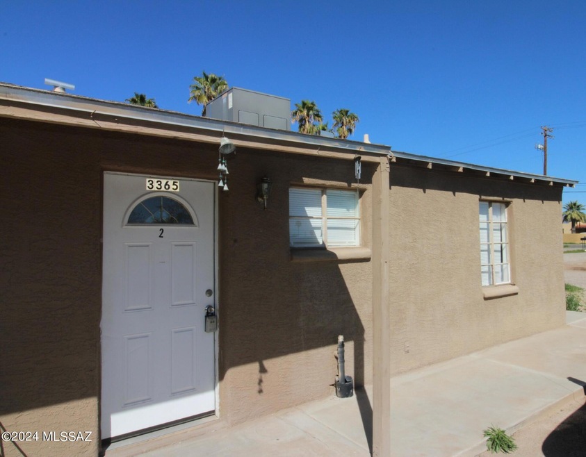 3365 N Stone Ave unit B, Tucson, AZ 85705 - photo 1