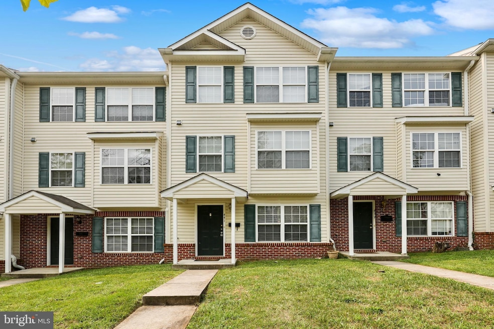 437,439,441,443,&445 Kenneth Square, Baltimore, MD 21212 - photo 1