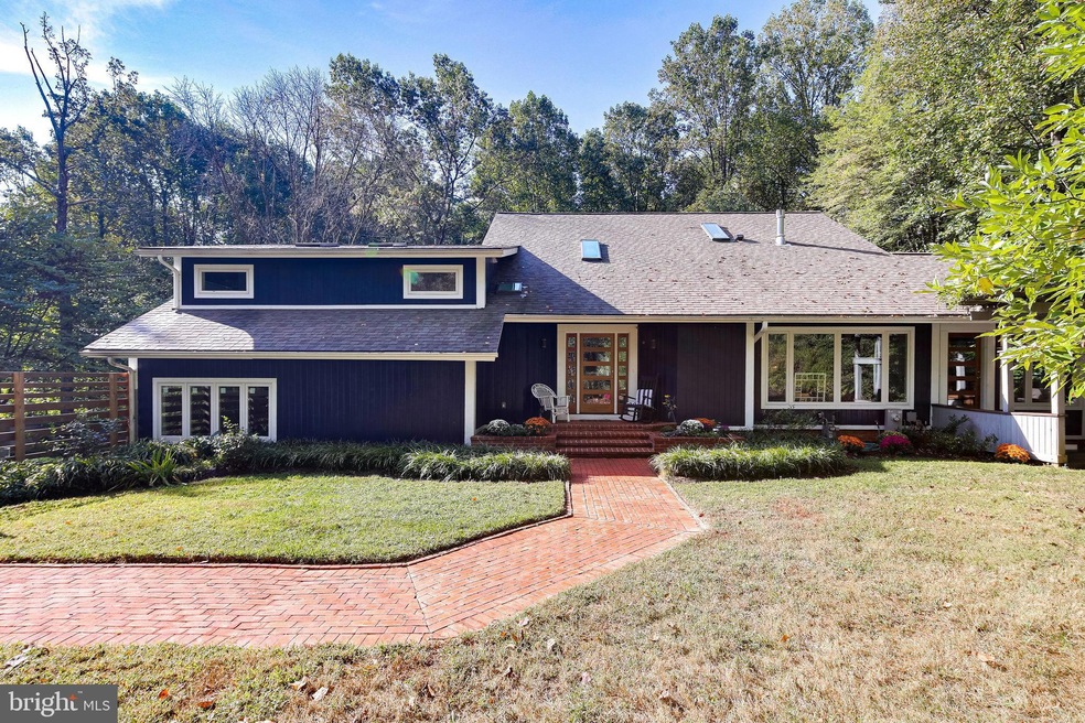 18 Woodward Ct, Reisterstown, MD 21136 - photo 1