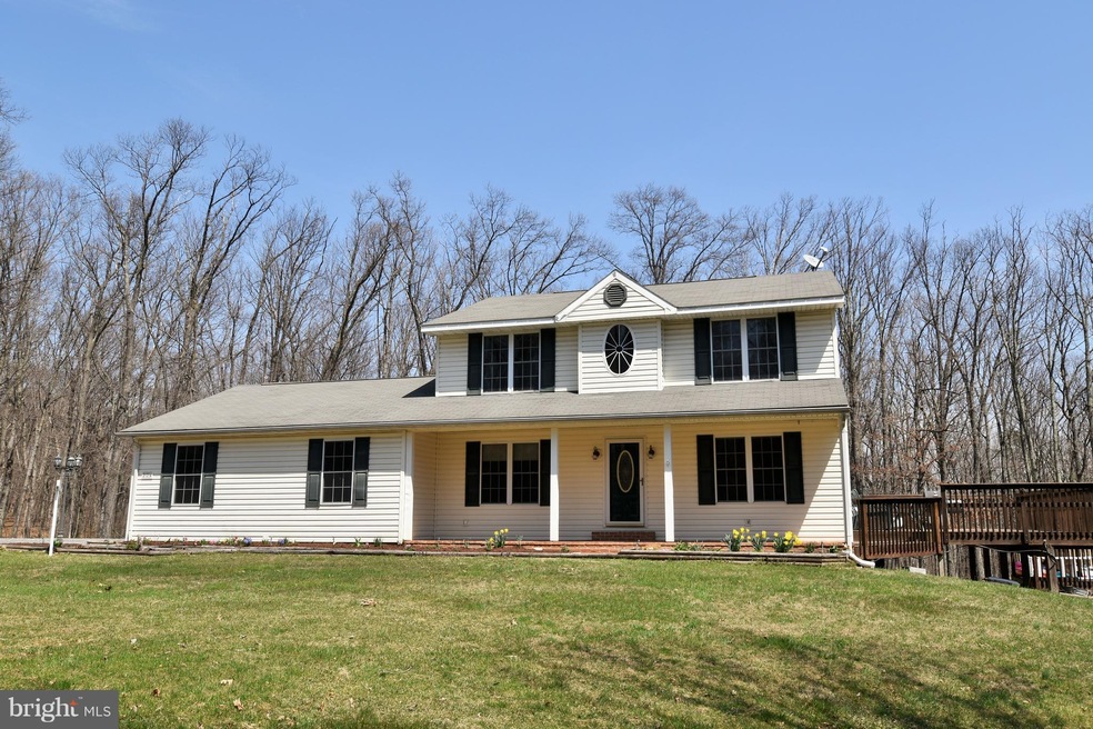 224 N Timber Ridge Rd, Cross Junction, VA 22625 - photo 1