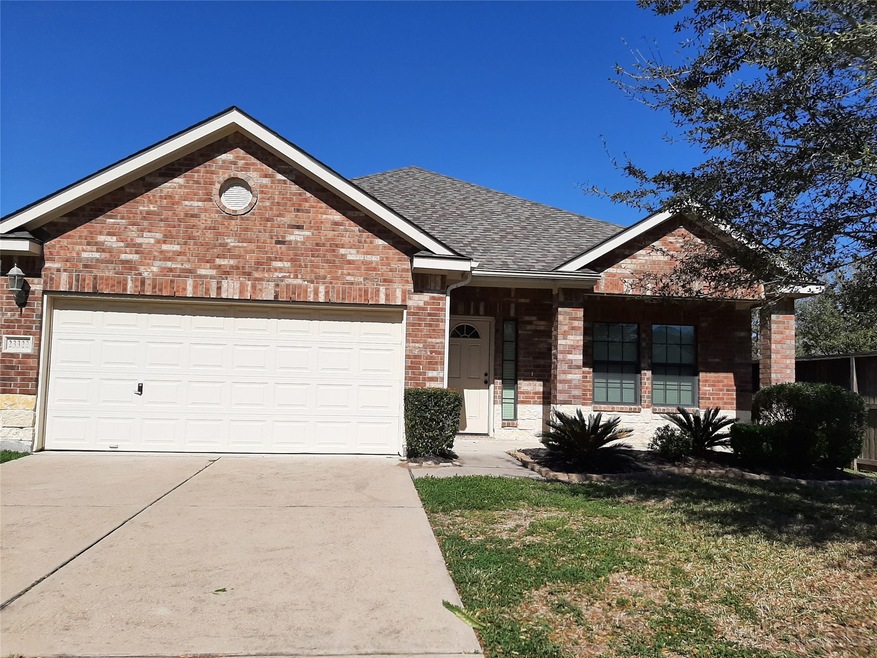 23322 E Pine Ivy Ln, Tomball, TX 77375 - photo 1
