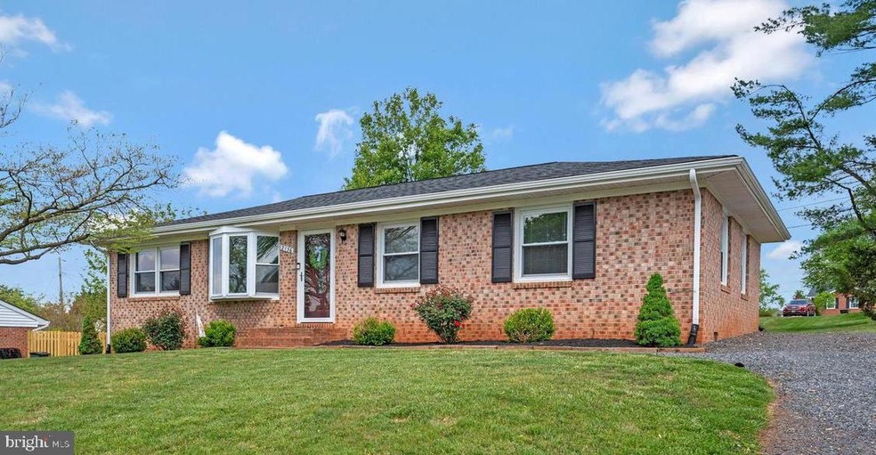 2136 Cypress Dr, Culpeper, VA 22701 - photo 1