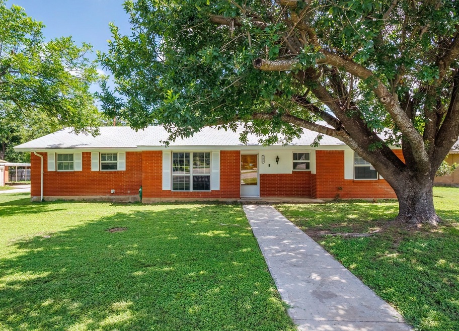 Under Contract $230,000