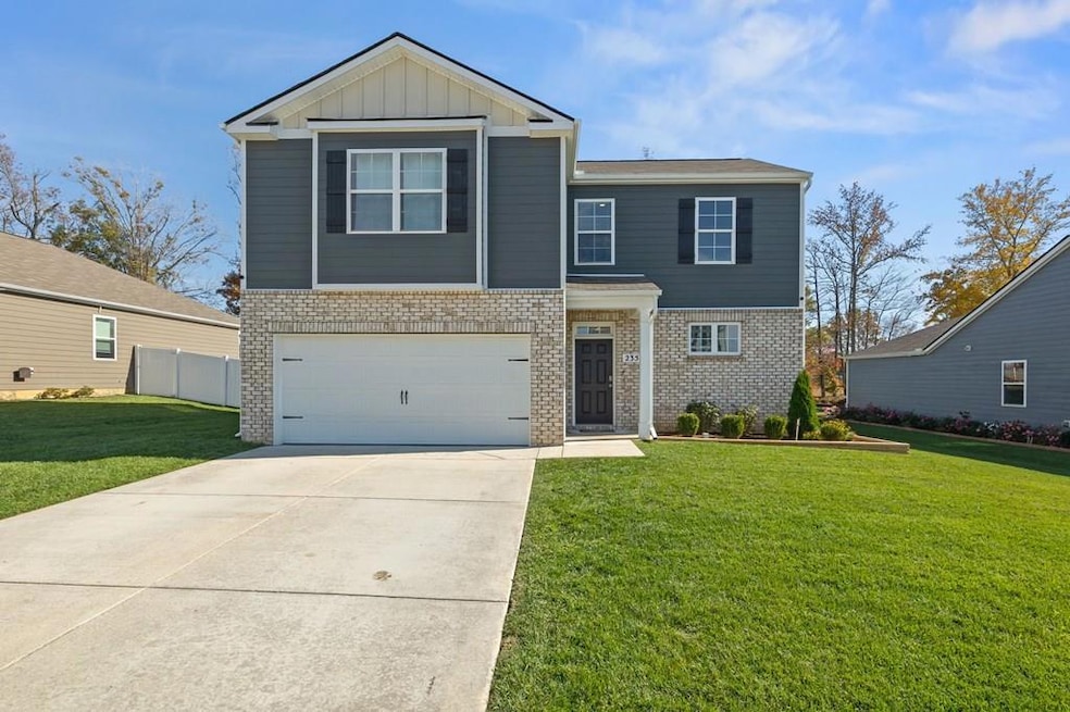 For Sale $414,900 • Co-Listing Agent