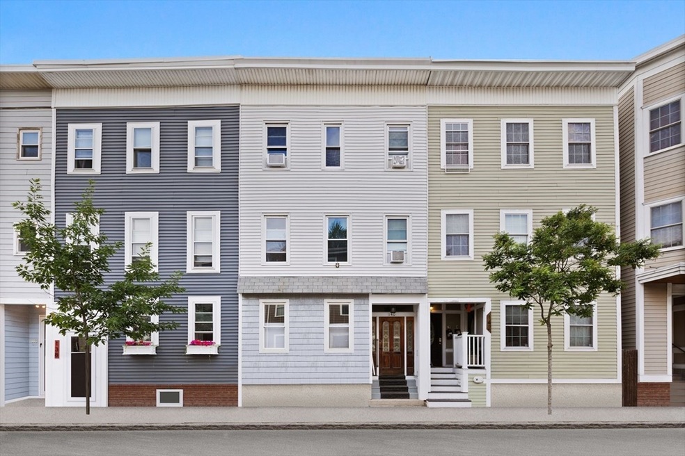 140 D St unit 140A, Boston, MA 02127 - photo 1