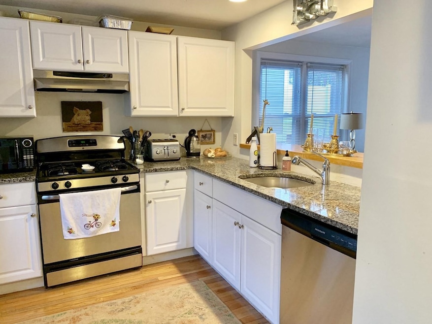 197 W 6th St unit 1, Boston, MA 02127 - photo 1