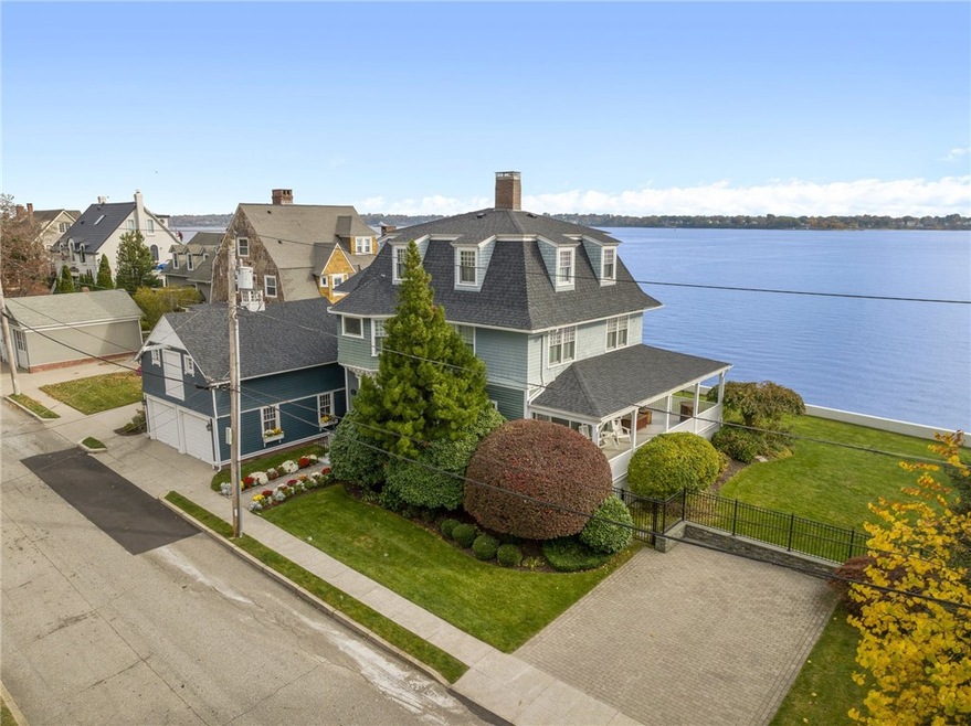 76 Seaview Ave, Cranston, RI 02905 - photo 1