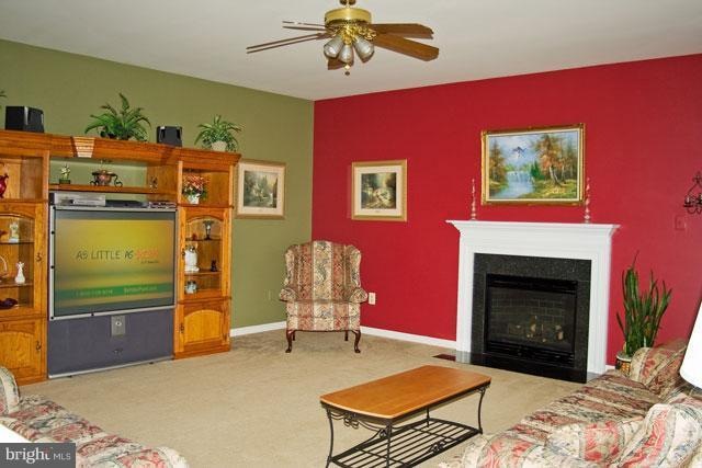 7152 Wimmer Ln, Sykesville, MD 21784 - photo 1