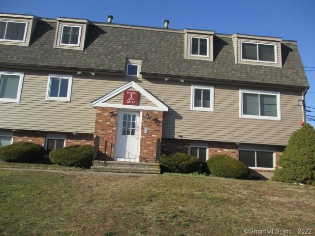 32 Evergreene unit 32, Wallingford, CT 06492 - photo 1
