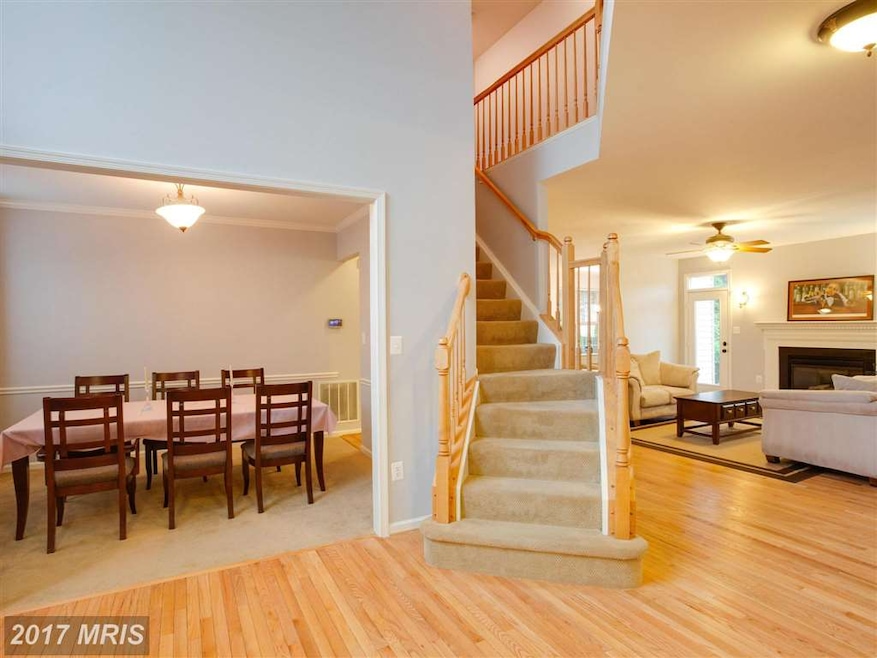 46766 Backwater Dr, Sterling, VA 20164 - photo 1